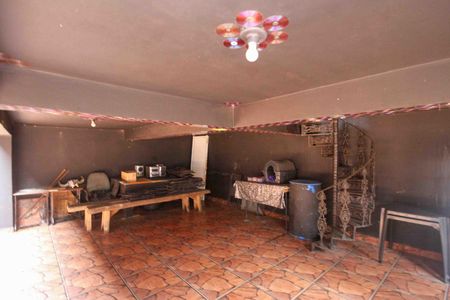 Casa à venda com 250m², 3 quartos e 2 vagas Casa à venda com 250m², 3 quartos e 2 vagasEspaço Gourmet