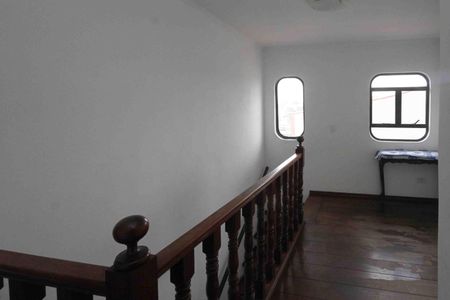 Casa à venda com 250m², 3 quartos e 2 vagas Casa à venda com 250m², 3 quartos e 2 vagasCorredor