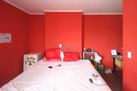 Casa à venda com 250m², 3 quartos e 2 vagas Casa à venda com 250m², 3 quartos e 2 vagasSuite