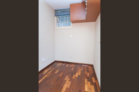 Apartamento à venda com 142m², 4 quartos e 1 vaga Apartamento à venda com 142m², 4 quartos e 1 vagaquarto 1 / escritorio