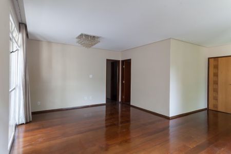 Apartamento à venda com 142m², 4 quartos e 1 vaga Apartamento à venda com 142m², 4 quartos e 1 vagasala