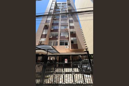 Apartamento para alugar com 66m², 2 quartos e 1 vaga Apartamento para alugar com 66m², 2 quartos e 1 vagaFachada