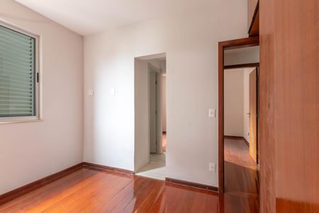 Apartamento à venda com 162m², 4 quartos e 2 vagasQuarto 3