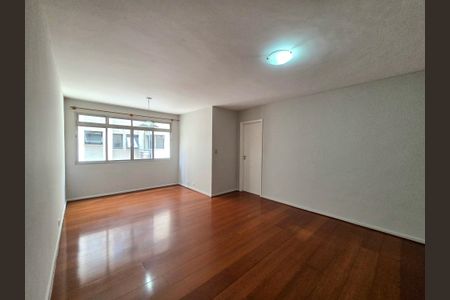 Apartamento para alugar com 84m², 3 quartos e 1 vaga Apartamento para alugar com 84m², 3 quartos e 1 vagaSala