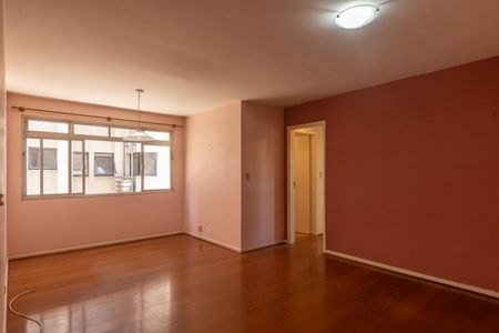 Apartamento para alugar com 84m², 2 quartos e 1 vagaSala