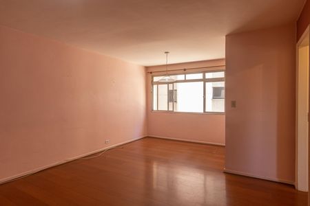 Apartamento para alugar com 84m², 2 quartos e 1 vagaSala