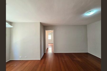 Apartamento para alugar com 84m², 3 quartos e 1 vaga Apartamento para alugar com 84m², 3 quartos e 1 vagaSala
