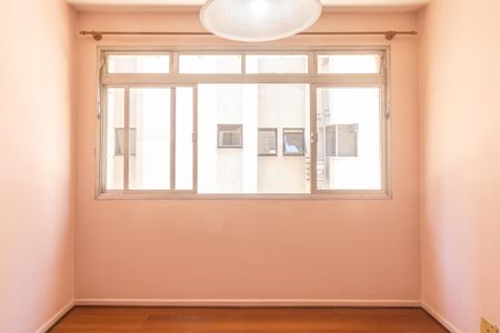 Apartamento para alugar com 84m², 2 quartos e 1 vagaSala