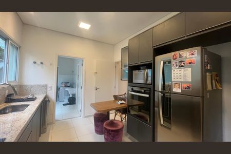 Casa de condomínio à venda com 300m², 5 quartos e 5 vagas