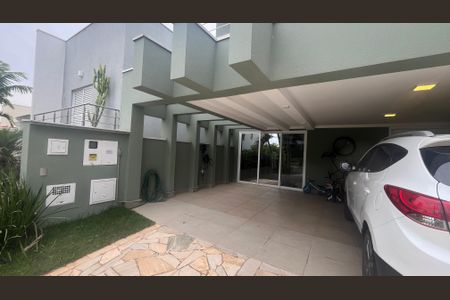 Casa de condomínio à venda com 300m², 5 quartos e 5 vagas