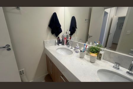 Casa de condomínio à venda com 300m², 5 quartos e 5 vagas