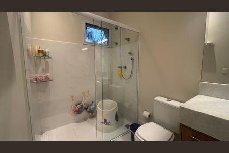 Casa de condomínio à venda com 300m², 5 quartos e 5 vagas