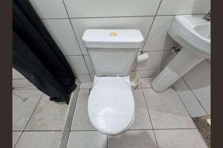 Apartamento à venda com 60m², 3 quartos e sem vagaSuíte - Banheiro