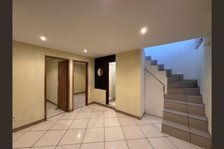 Sala de apartamento à venda com 3 quartos, 60m² em Recreio dos Bandeirantes, Rio de Janeiro