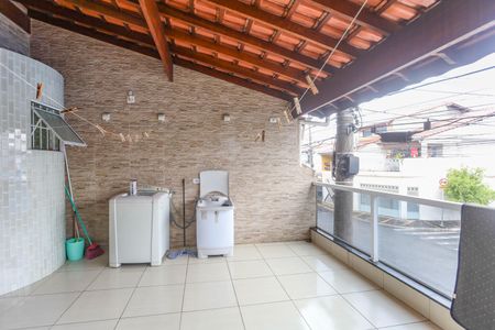 Casa à venda com 261m², 5 quartos e 2 vagasVaranda do quarto 1 suíte 