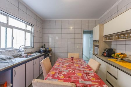 Casa à venda com 261m², 5 quartos e 2 vagasCozinha 