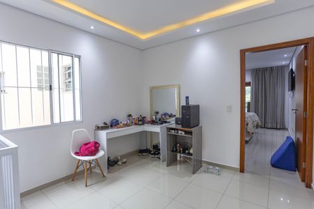 Hall da escada  de casa à venda com 5 quartos, 261m² em Piraporinha, Diadema