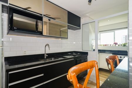 Apartamento à venda com 90m², 2 quartos e 2 vagasCozinha