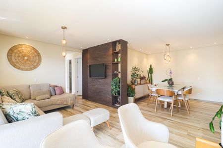 Apartamento à venda com 90m², 2 quartos e 2 vagasSala