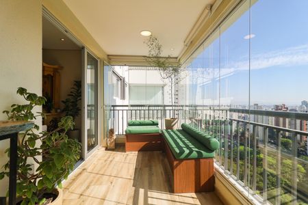 Apartamento à venda com 90m², 2 quartos e 2 vagasVaranda da Sala