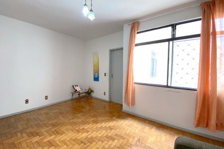 Apartamento à venda com 90m², 3 quartos e 1 vaga Apartamento à venda com 90m², 3 quartos e 1 vagaSala
