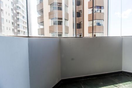 Apartamento para alugar com 112m², 3 quartos e 2 vagasVaranda do Quarto 2