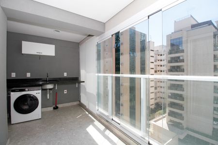 Apartamento à venda com 66m², 2 quartos e 1 vagaVaranda e Área de Serviço