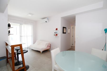 Apartamento à venda com 66m², 2 quartos e 1 vagaSala e Cozinha