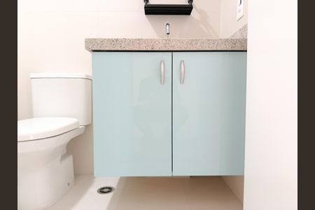 Apartamento à venda com 66m², 2 quartos e 1 vagaBanheiro social