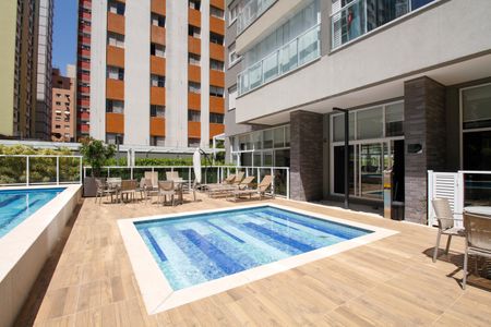 Apartamento à venda com 66m², 2 quartos e 1 vagaÁrea Comum - Piscina