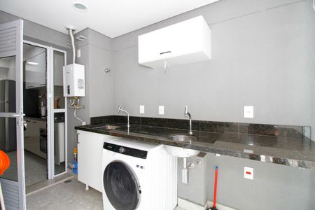 Apartamento à venda com 66m², 2 quartos e 1 vagaVaranda e Área de Serviço