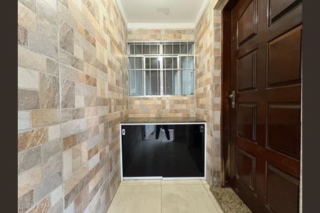 Casa para alugar com 150m², 3 quartos e 1 vaga Casa para alugar com 150m², 3 quartos e 1 vagaHall de entrada