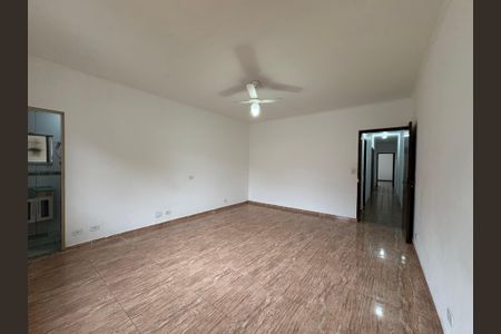 Casa para alugar com 150m², 3 quartos e 1 vaga Casa para alugar com 150m², 3 quartos e 1 vagaSuite 2