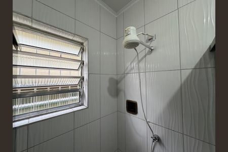 Casa para alugar com 150m², 3 quartos e 1 vaga Casa para alugar com 150m², 3 quartos e 1 vagaBanheiro Social