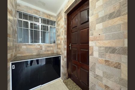 Casa para alugar com 150m², 3 quartos e 1 vaga Casa para alugar com 150m², 3 quartos e 1 vagaHall de entrada