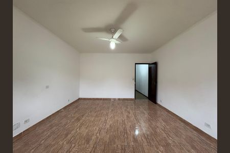 Casa para alugar com 150m², 3 quartos e 1 vaga Casa para alugar com 150m², 3 quartos e 1 vagaSuite 2
