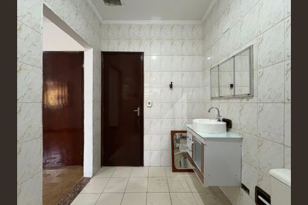 Casa para alugar com 150m², 3 quartos e 1 vaga Casa para alugar com 150m², 3 quartos e 1 vagaBanheiro da suíte 1