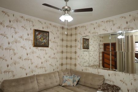 Casa à venda com 70m², 2 quartos e 1 vagaSala