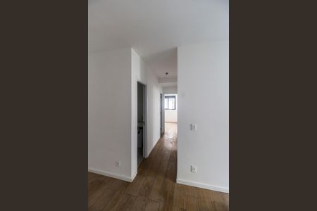 Apartamento para alugar com 73m², 3 quartos e 1 vaga Apartamento para alugar com 73m², 3 quartos e 1 vagaCorredor