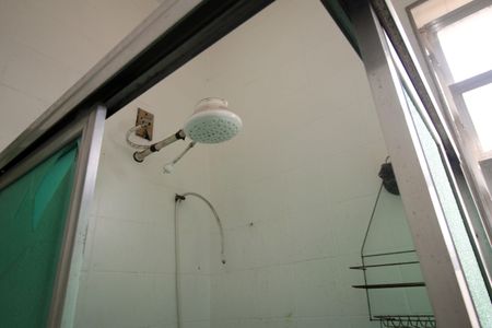 Apartamento à venda com 65m², 3 quartos e sem vagaBanheiro