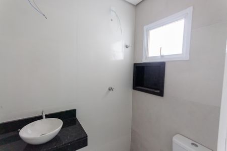 Apartamento à venda com 60m², 2 quartos e 1 vaga Apartamento à venda com 60m², 2 quartos e 1 vagaBanheiro da Suíte