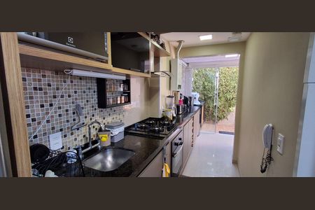 Apartamento à venda com 59m², 2 quartos e 1 vagaCozinha 