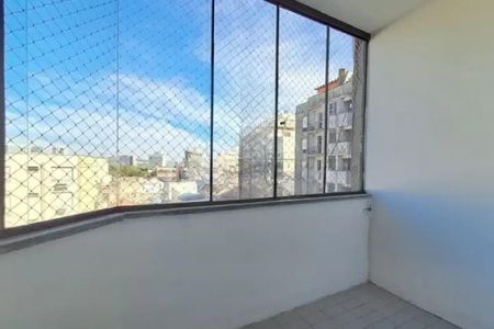 Apartamento à venda com 95m², 2 quartos e 1 vagaVaranda