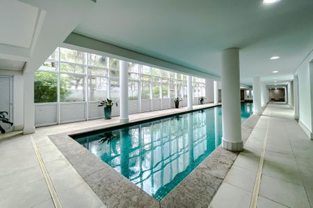 Apartamento para alugar com 67m², 1 quarto e 1 vagaÁrea comum - Piscina