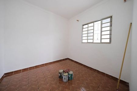 Casa à venda com 257m², 5 quartos e 3 vagasQuarto 2