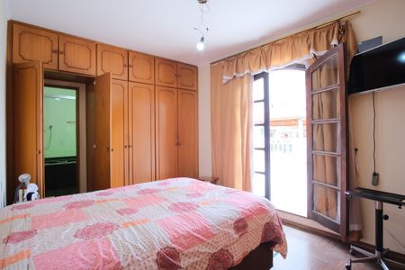 Casa à venda com 235m², 3 quartos e 4 vagasSuíte