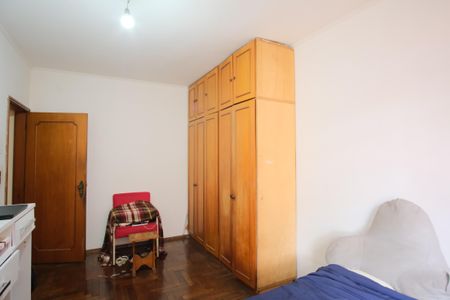 Casa à venda com 235m², 3 quartos e 4 vagasQuarto 2