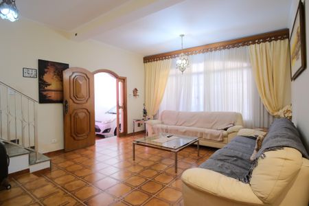 Casa à venda com 235m², 3 quartos e 4 vagasSala