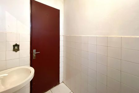 Apartamento à venda com 57m², 2 quartos e 1 vaga Apartamento à venda com 57m², 2 quartos e 1 vagaBanheiro