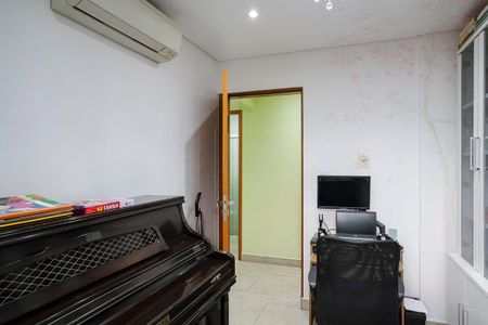 Apartamento à venda com 140m², 4 quartos e 2 vagasQuarto 1